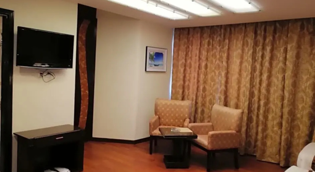 Трёхместный номер Standard Kenanh Jeddah Hotel
