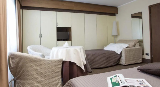 Трёхместный номер Classic Palace Hotel Wellness & Beauty