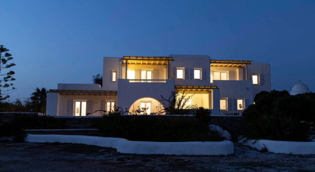 The Sand Collection Villas, Забронировать Дом для отпуска Отели Парос с парковкой, Парковка