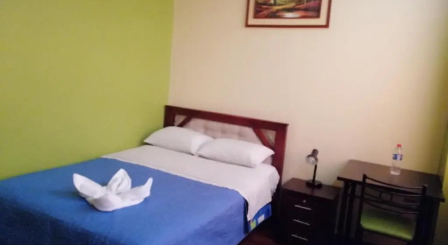 Hostal Bolívar Inn, Book Hotel Cheap Hotels in Sierra