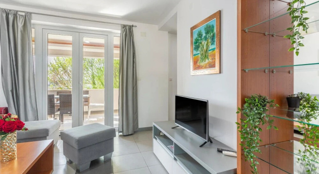 Amazing Apartment in Njivice With Wifi and 3 Bedrooms