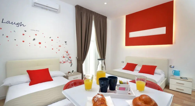Номер Luxury B&BCentral Station Napoli