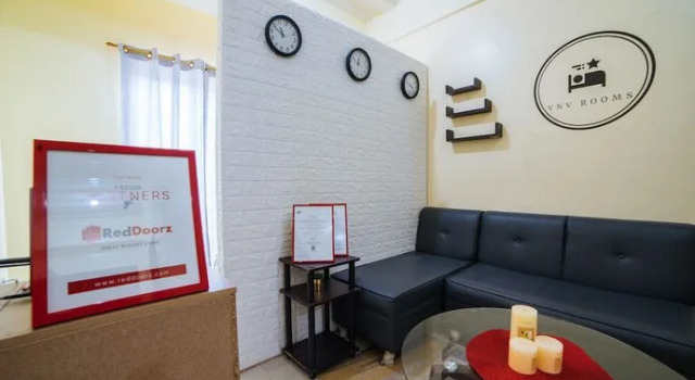 RedDoorz Plus near CK Square Cainta, Забронировать Отель Кайнта Лусон