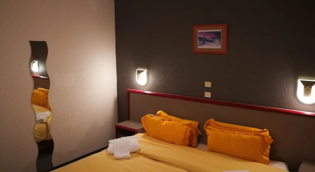 Hôtel Club Espace, Boek Hotel Hotels in Rhone-Alpen met zwembad, Zwembad