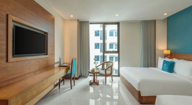Трёхместный номер Deluxe с частичным видом на океан Mandila Beach Hotel Danang