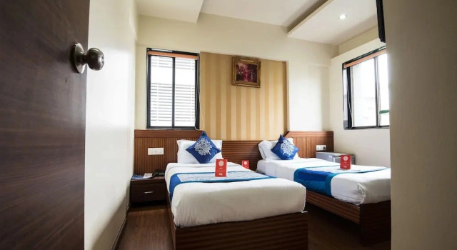 OYO 311 City Stay Hotel, Забронировать Отель Отели штата Махараштры 3 звезды, 3*