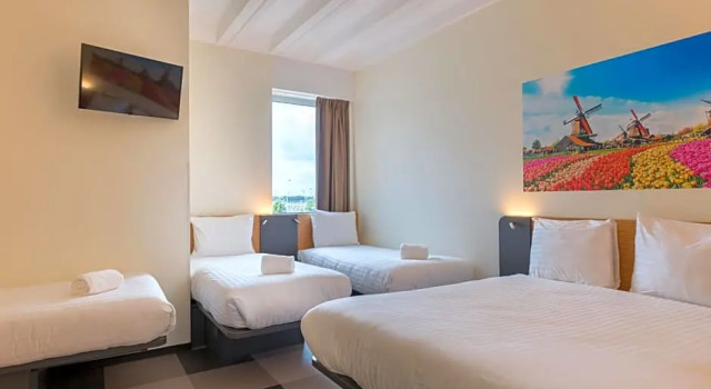 Семейный номер Standard Maxhotel Amsterdam Airport Schiphol