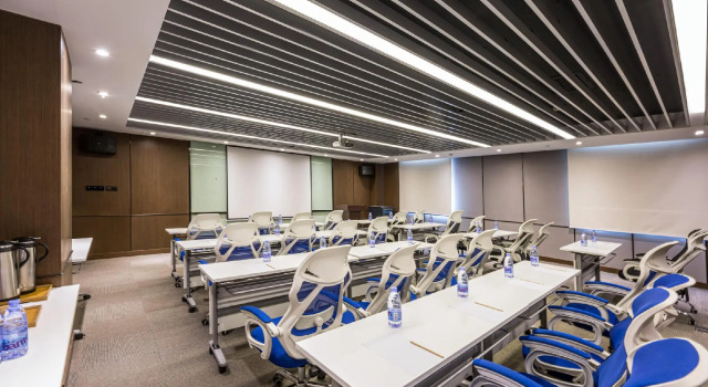 Люкс Atour Hotel Nantong Zhongcheng