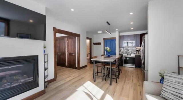Premium Unit 1301 - 1 Bedroom - Zephyr Mtn Lodge 1 Condo, Забронировать Апартаменты/квартира Винтер Парк Winter Park - Fraser, рядом с Западный портал туннеля Моффат