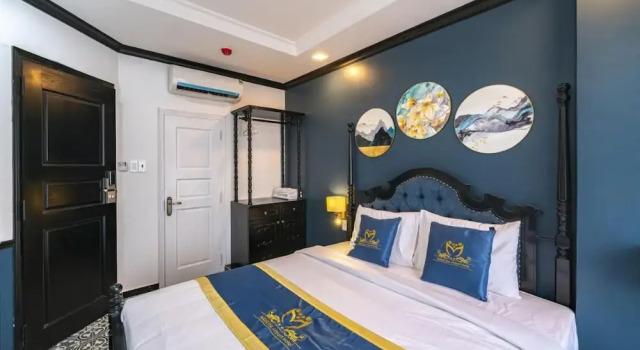 Люкс Deluxe Dancentre Airport Stays - Vyvy Hotel