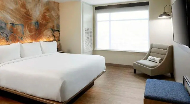 Четырёхместный люкс Cambria Hotel Phoenix Chandler - Fashion Center