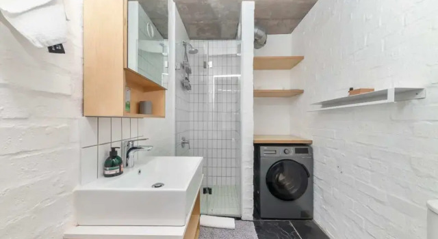 Студия Seaside Studio Apartment, 9 Mins to Queens Beach!