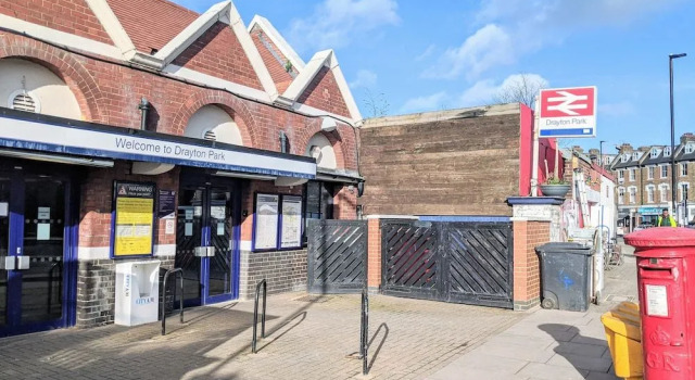 TopHome Arsenal, Забронировать Дом для отпуска Виллы Лондона, рядом с Бассейн Highbury Pool, Вилла