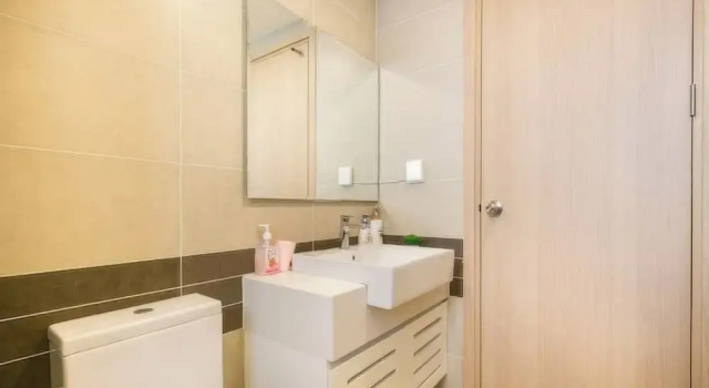 Апартаменты Superior с 3 комнатами с балконом и с видом на город Rivergate Luxe - Central Saigon Stay