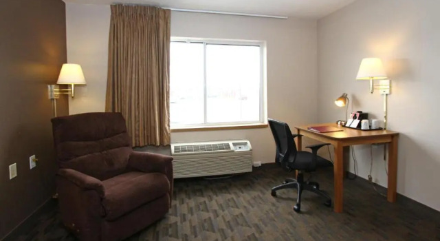 Люкс New Victorian Inn & Suites Lincoln