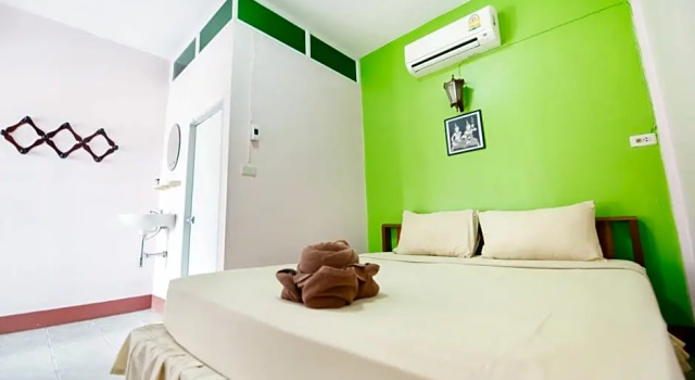 Номер Standard с видом на бассейн Pongphen Guesthouse
