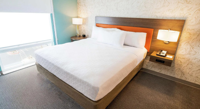 Двухместный люкс Accessible Home2 Suites by Hilton Las Vegas Stadium District