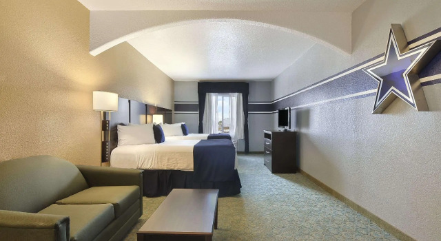 Четырёхместный номер Standard Ramada by Wyndham South Waco