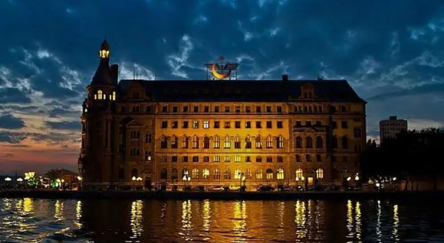 Deniz Otel