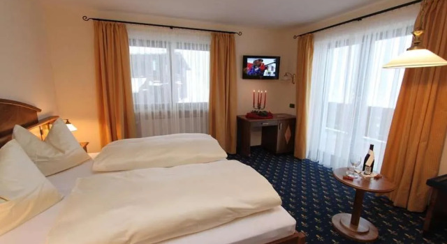 Hotel Winklmoosalm, Buchen Sie Hotel Reit im Winkl Reit im Winkl - Steinplatte