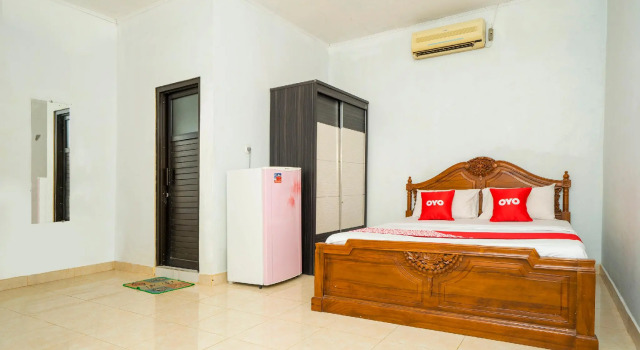 Номер Deluxe RedDoorz at Hotel Grand Yuda Tenggarong