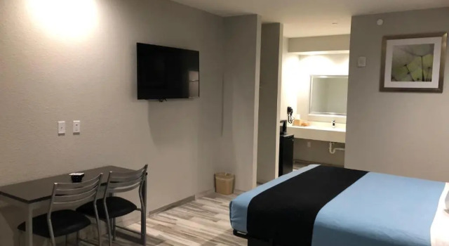 Номер Superior Crystal Inn