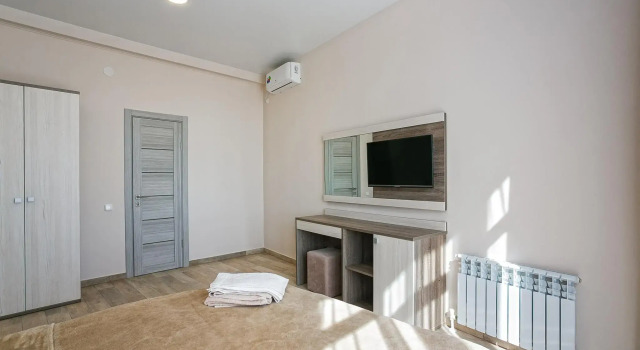Alushtik, Rezervovat Hotel Alushta 