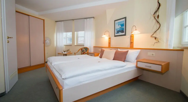 Двухместный номер Comfort Hotel Garni am Markt - Businesshotel - Frühstücksbuffet - Fahrradabstellplatz - Hunde willkommen