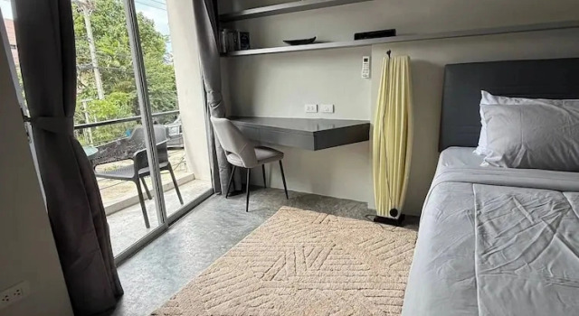 Charming 1-bedroom Apartment Near Bangrak Beach