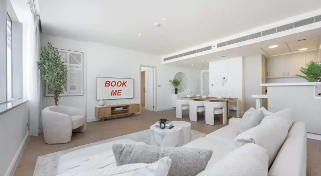 Апартаменты Sky Garden s Magnificent 1 Bedroom Apartment Perfect for 4