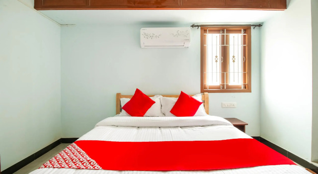Люкс Standard OYO 71549 Shri Sai Apartments
