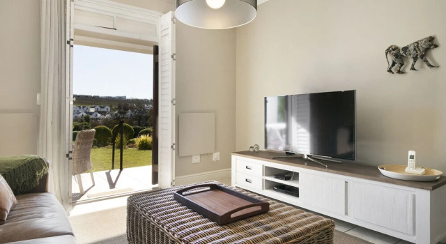 Winelands Golf Lodges 4, Забронировать Дом для отпуска Коттеджи Стелленбос, Коттедж