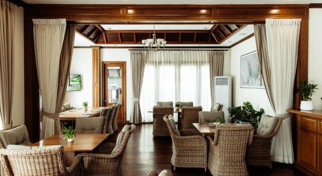 Athena Hotel
