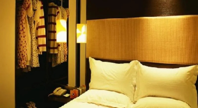 Orange Jingsong Bridge East, Book Hotel Hoteller i Beijing Province med parkering, Parkering