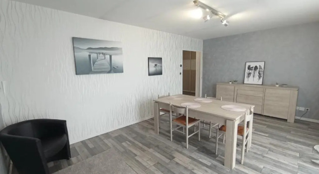 Апартаменты LENS, Bel appartement lumineux de 70 m² (centre ville)