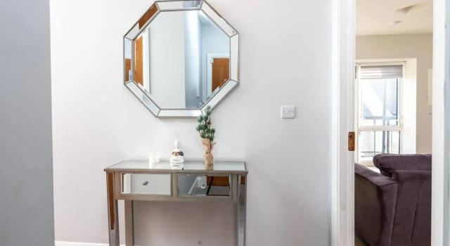 Luxury Seaview Apartment in Dun Laoghaire, Забронировать Апартаменты/квартира Апартаменты Дун-Лэаре, рядом с National Rehabilitation Hospital, Апартаменты/квартира