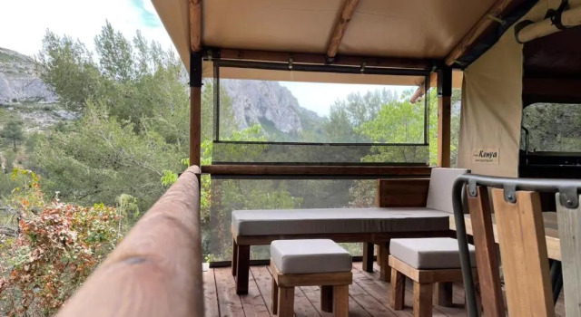 Тент Camping de la Vallée Heureuse