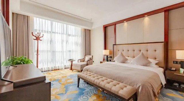 Двухместный номер Deluxe с видом на город Binhai Jinling International Hotel