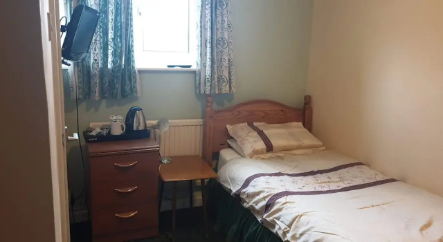 Номер Economy The Huntsman Hotel