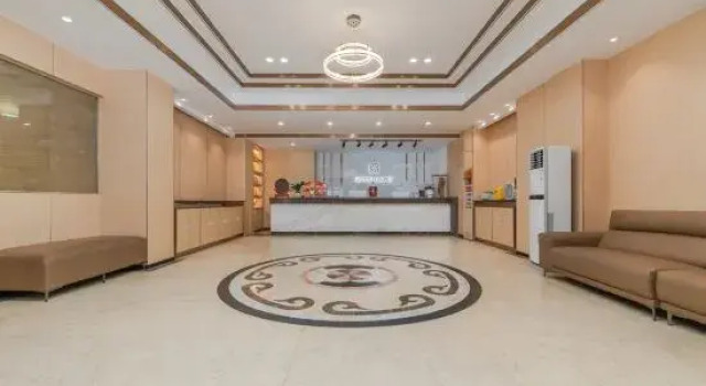 Jiasihua Business Hotel, Boek Hotel Hotels in Guangdong met parkeren, Parkeren