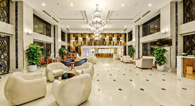 Paris Deli Danang Beach Hotel