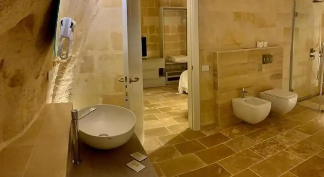 Deluxe cameră Cinque Elementi Sassi Matera
