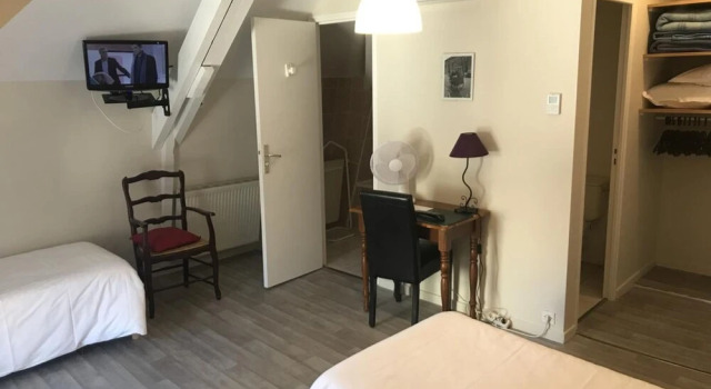 Номер Comfort Les apparthotels de la fontaine