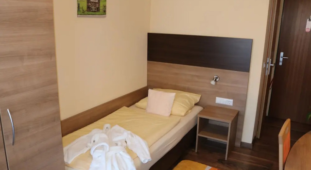 Hotel Brigitte, Забронировать Отель Отели Бад-Кроцинген с парковкой, Парковка