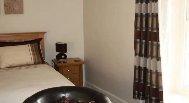The Brewers Arms, Book Pension South Petherton Somerset