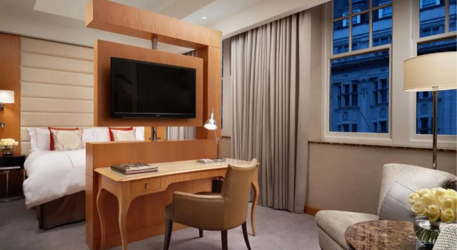 Двухместный полулюкс с доступом в лаунж зону Conrad London St James