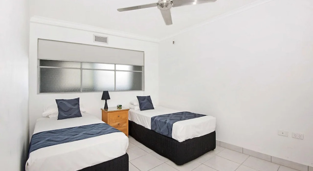 Апартаменты с 2 комнатами с балконом Surfers International Apartments