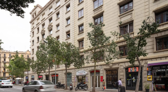Casa Cosi - Casanova 7, Забронировать Отель Барселона провинция Барселона, рядом с Jove Regina Theatre