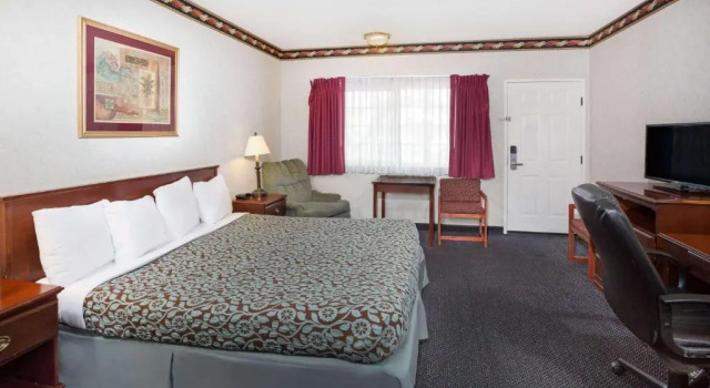 Номер Standard Sunset Inn
