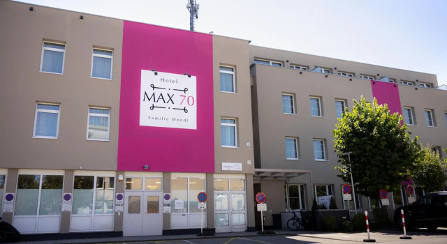 Hotel Max 70
